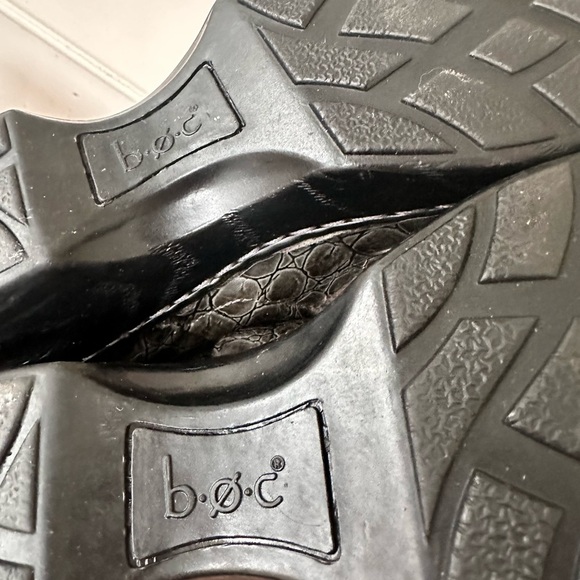 B.O.C. Women’s fall and winter clog shoes size 8.5 - Picture 4 of 12